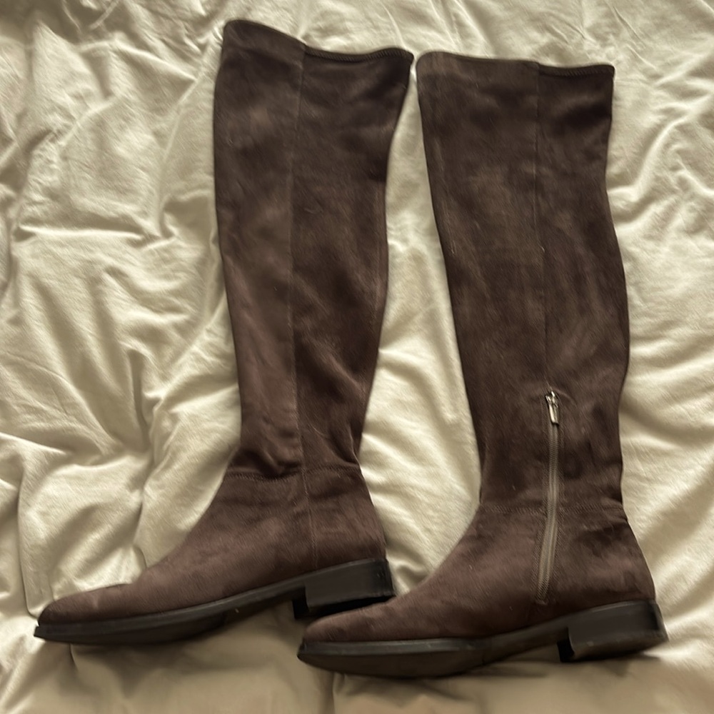Over the knee suede boots, chocolate brown